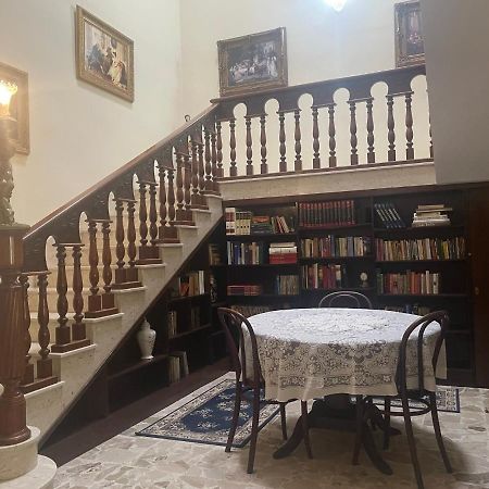 Magical Casalgo House Apartment Victoria Ngoại thất bức ảnh