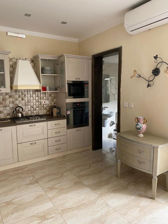 Magical Casalgo House Apartment Victoria Ngoại thất bức ảnh