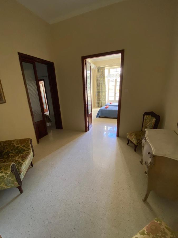 Magical Casalgo House Apartment Victoria Ngoại thất bức ảnh